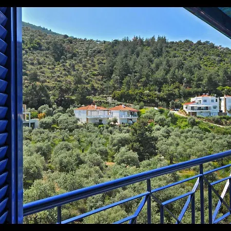 Holiday home Chrysi